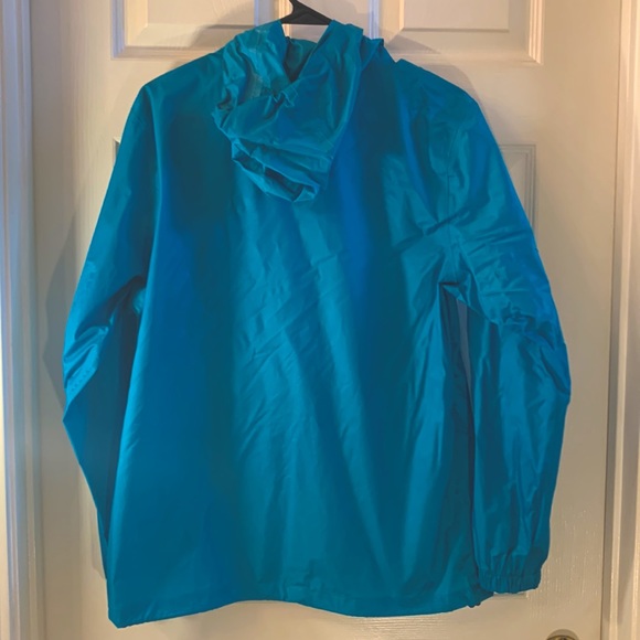 THE DAY HIKER RainCoat - Picture 6 of 12